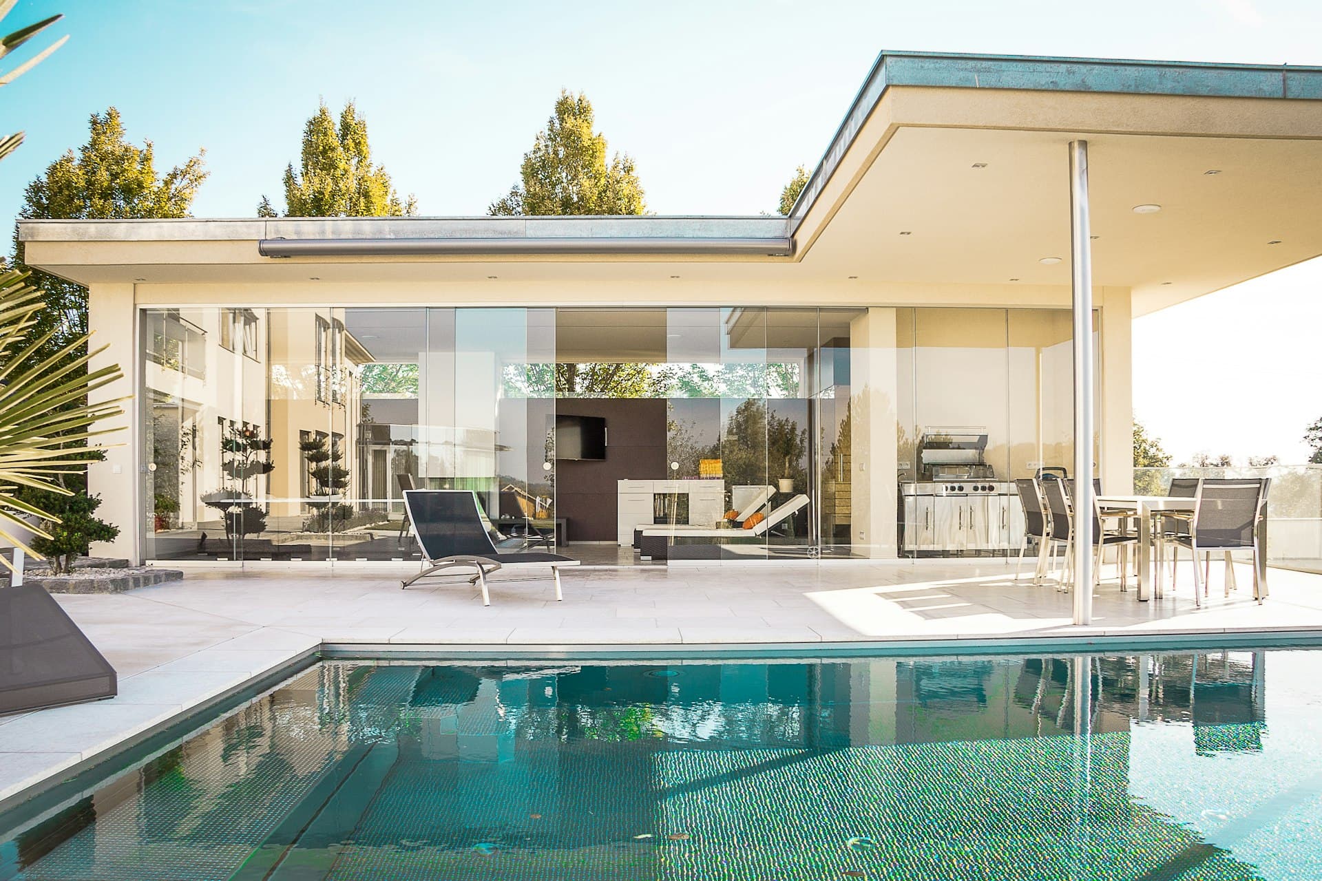 Saltunçelik havuzlu çelik villa